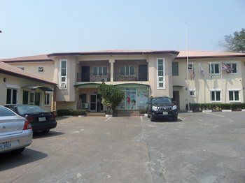 Newcastle Hotel Abuja Exterior photo